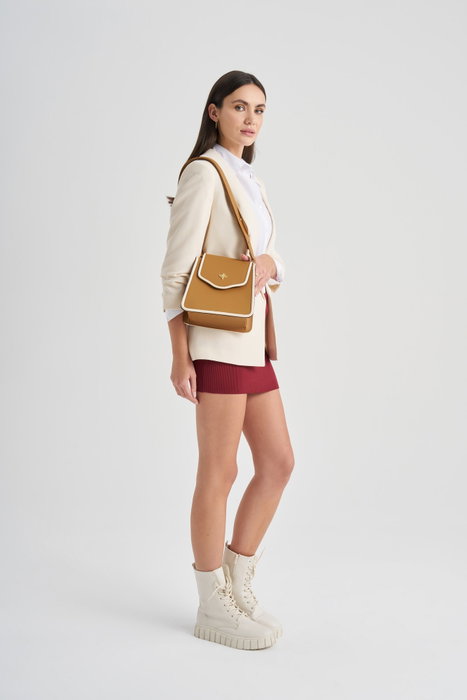 Lucky Bees Bolso Bandolera Camel y Crema Lucky Bees Bolso Bandolera Camel y Crema